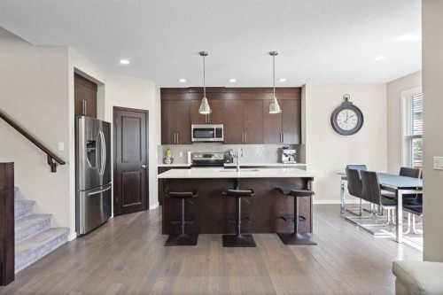 39 Brightoncrest Point Se, Calgary, AB - Indoor Photo Showing Kitchen With Upgraded Kitchen