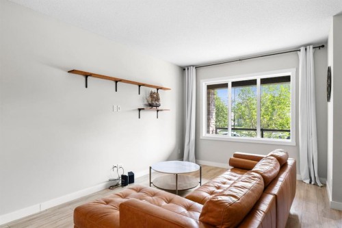 115 Wolf Willow Boulevard Se, Calgary, AB - Indoor
