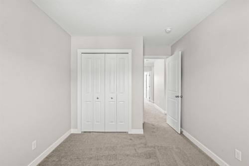 115 Wolf Willow Boulevard Se, Calgary, AB - Indoor