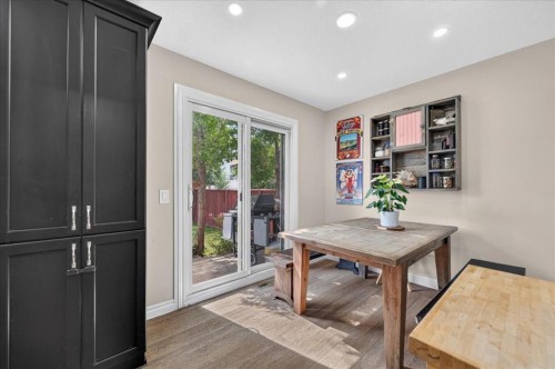 57 Beacham Way Nw, Calgary, AB - Indoor
