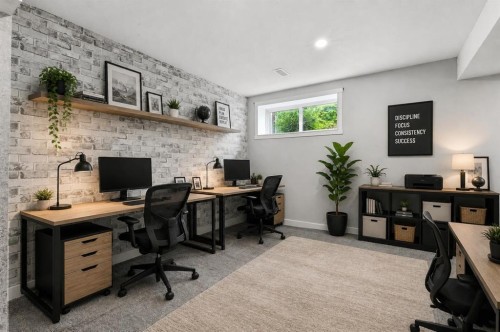 21 Howse Street Ne, Calgary, AB - Indoor Photo Showing Office