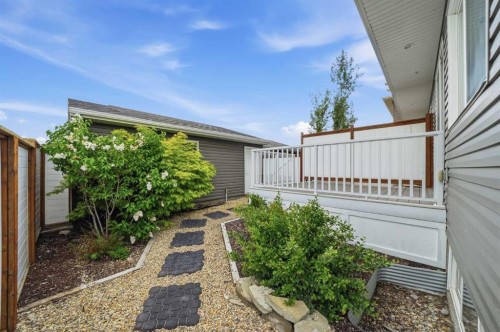21 Howse Street Ne, Calgary, AB - Outdoor With Exterior