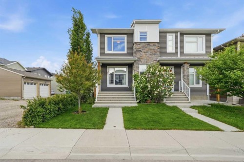 21 Howse Street Ne, Calgary, AB - Outdoor With Facade