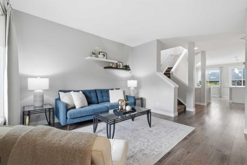 21 Howse Street Ne, Calgary, AB - Indoor Photo Showing Living Room