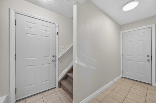 86 Cedarwood Lane Sw, Calgary, AB - Indoor Photo Showing Other Room