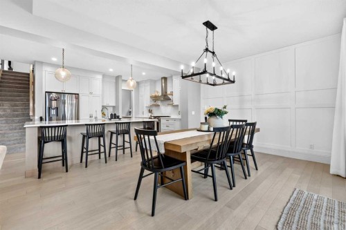 147 Marina Landing Se, Calgary, AB - Indoor Photo Showing Dining Room