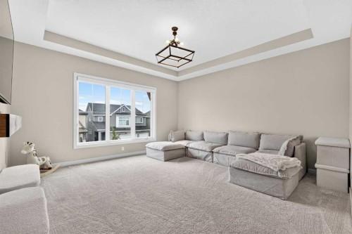 147 Marina Landing Se, Calgary, AB - Indoor Photo Showing Living Room