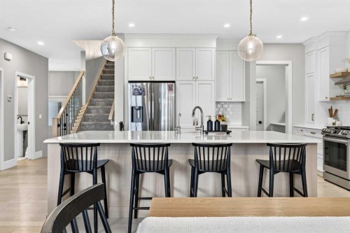 147 Marina Landing Se, Calgary, AB - Indoor Photo Showing Kitchen With Upgraded Kitchen