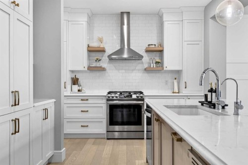147 Marina Landing Se, Calgary, AB - Indoor Photo Showing Kitchen With Upgraded Kitchen