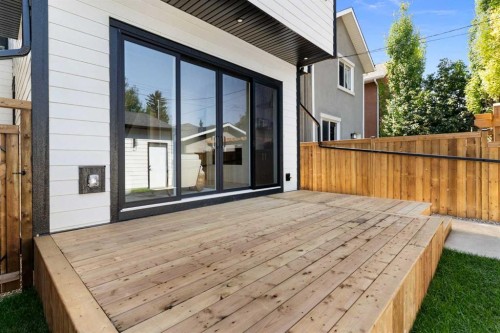 528 52 Avenue Sw, Calgary, AB - Outdoor With Deck Patio Veranda With Exterior