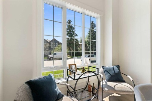 528 52 Avenue Sw, Calgary, AB - Indoor