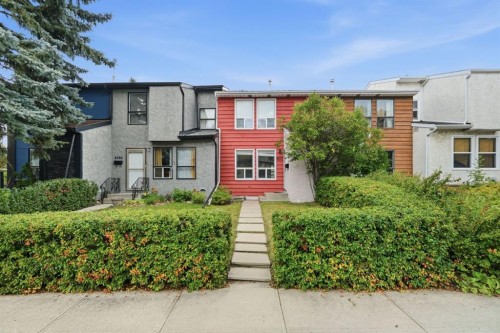 6507 Huntsbay Road Nw, Calgary, AB - Outdoor With Facade
