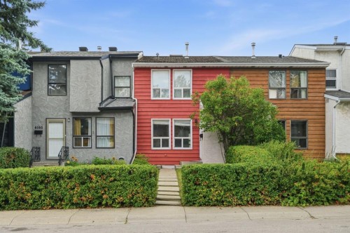 6507 Huntsbay Road Nw, Calgary, AB - Outdoor With Facade