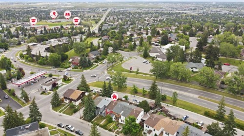 6507 Huntsbay Road Nw, Calgary, AB - Outdoor With View