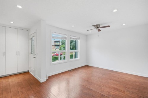 6507 Huntsbay Road Nw, Calgary, AB - Indoor Photo Showing Other Room