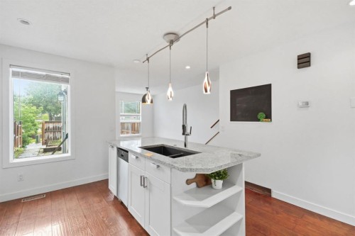6507 Huntsbay Road Nw, Calgary, AB - Indoor Photo Showing Kitchen With Double Sink With Upgraded Kitchen