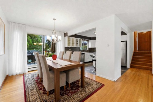8628 7 Street Sw, Calgary, AB - Indoor Photo Showing Dining Room