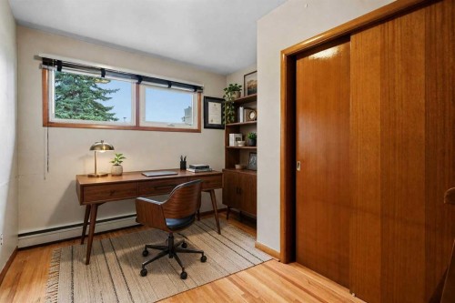 8628 7 Street Sw, Calgary, AB - Indoor Photo Showing Office