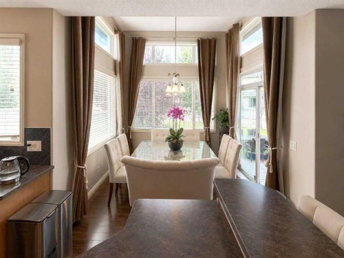 188 Everwillow Park Sw, Calgary, AB - Indoor Photo Showing Dining Room