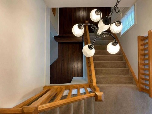188 Everwillow Park Sw, Calgary, AB - Indoor Photo Showing Other Room