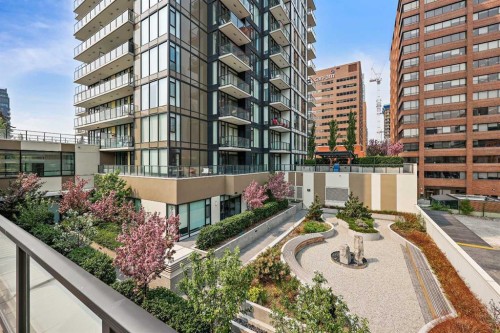 2903-310 12 Avenue Sw, Calgary, AB - Outdoor With Balcony With Facade
