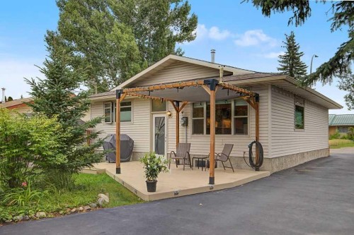 198 Bow Green Crescent Nw, Calgary, AB - Outdoor