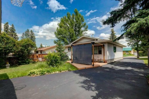 198 Bow Green Crescent Nw, Calgary, AB - Outdoor
