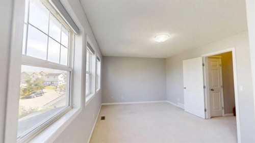 124 Everglen Way Sw, Calgary, AB - Indoor Photo Showing Other Room