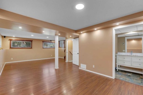335 Queensland Drive Se, Calgary, AB - Indoor