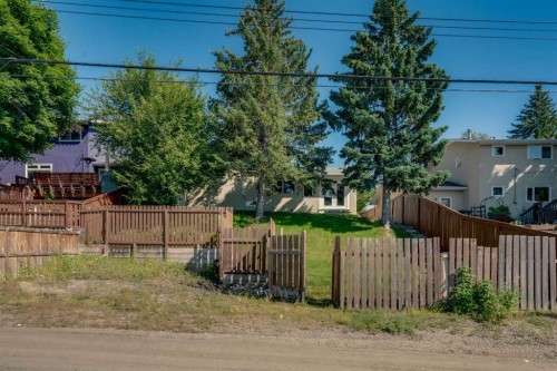 335 Queensland Drive Se, Calgary, AB - Outdoor