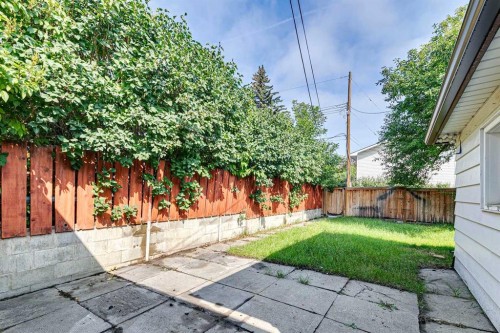 10415 8 Street Sw, Calgary, AB - Outdoor