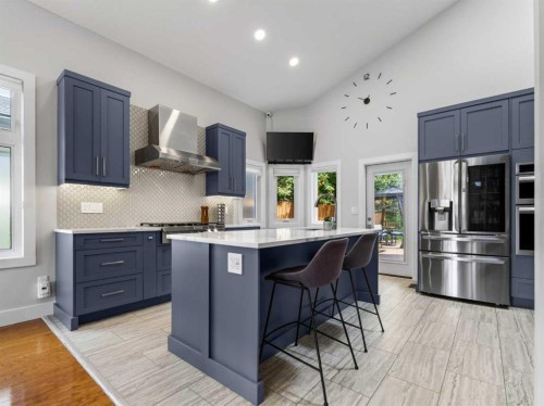 115 Wood Valley Court Sw, Calgary, AB - Indoor Photo Showing Kitchen With Stainless Steel Kitchen With Upgraded Kitchen
