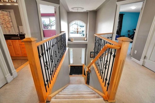 43 Strathlea Place Sw, Calgary, AB 
