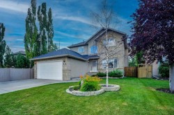 43 Strathlea Place SW Calgary, AB T3H 3S2