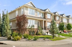 45 Willow Green Way  Cochrane, AB T4C 2N3