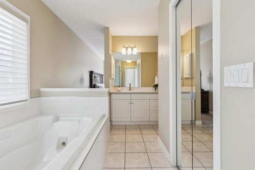 174 Sienna Hills Drive Sw, Calgary, AB - Indoor Photo Showing Bathroom