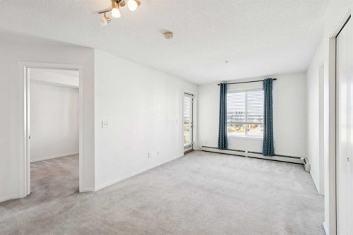 2407-4641 128 Avenue Ne, Calgary, AB - Indoor Photo Showing Other Room
