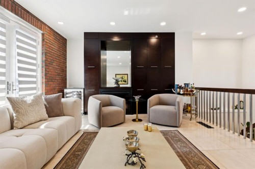 424 Aspen Meadows Hill Sw, Calgary, AB - Indoor