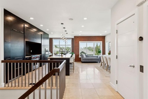 424 Aspen Meadows Hill Sw, Calgary, AB - Indoor Photo Showing Other Room