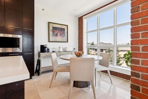 424 Aspen Meadows Hill Sw, Calgary, AB - Indoor Photo Showing Dining Room