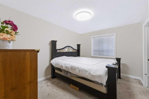 8245 Saddlebrook Drive Ne, Calgary, AB - Indoor Photo Showing Bedroom