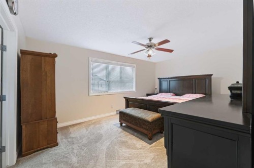 8245 Saddlebrook Drive Ne, Calgary, AB - Indoor Photo Showing Bedroom