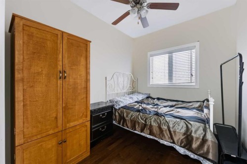 8245 Saddlebrook Drive Ne, Calgary, AB - Indoor Photo Showing Bedroom