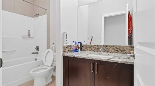 149 Saddlestone Drive Ne, Calgary, AB - Indoor Photo Showing Bathroom