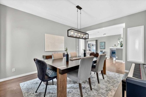 122 Royal Birkdale Crescent Nw, Calgary, AB - Indoor Photo Showing Dining Room
