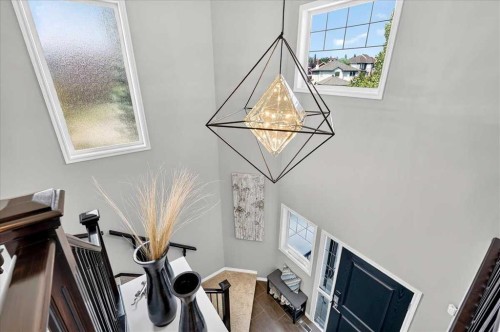 122 Royal Birkdale Crescent Nw, Calgary, AB - Indoor Photo Showing Other Room