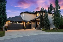 122 Royal Birkdale Crescent NW Calgary, AB T3G 5R5