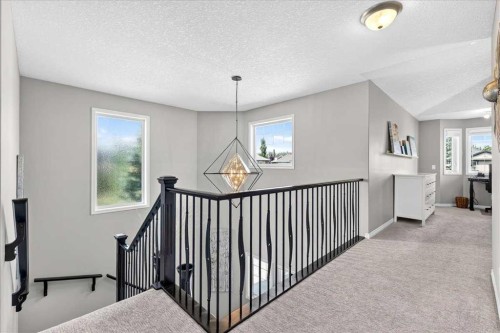 122 Royal Birkdale Crescent Nw, Calgary, AB - Indoor Photo Showing Other Room