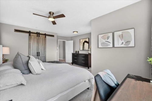 122 Royal Birkdale Crescent Nw, Calgary, AB - Indoor Photo Showing Bedroom
