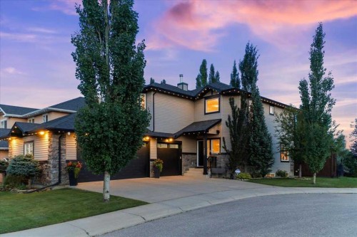 122 Royal Birkdale Crescent Nw, Calgary, AB - Outdoor With Facade